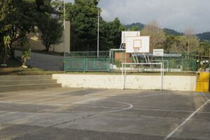 Canchas de Fútbol y basket de la Fundación cultural y deportiva Santa Bárbara (FUCDESBA)