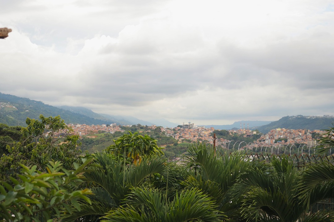 Jardines, naturaleza, senderos y flores de Fundación cultural y deportiva Santa Bárbara (FUCDESBA)